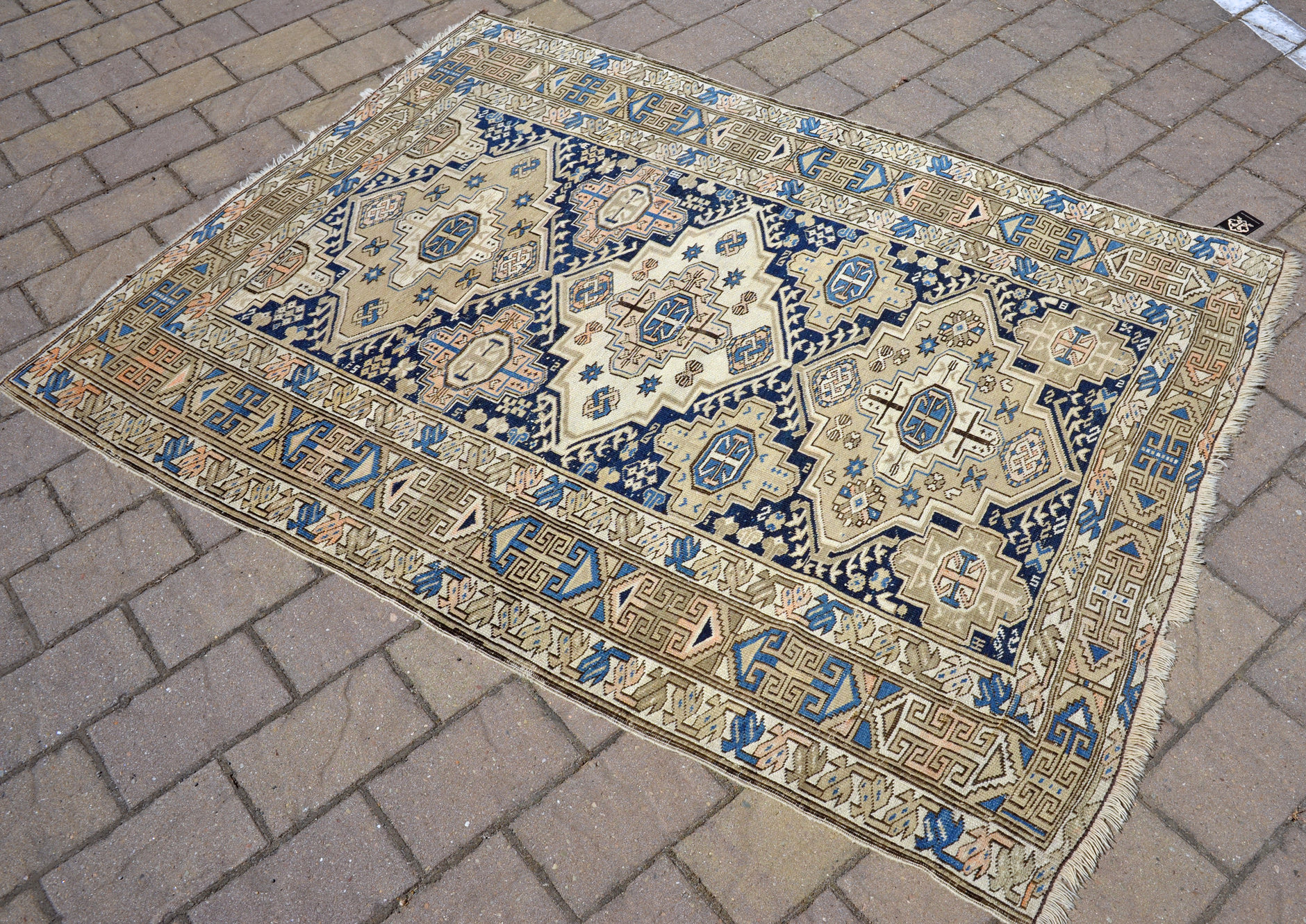 Shirvan detail photo